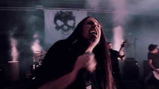 DELIRIOUS - Blue sky family portrait